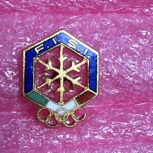 F.I.S.I. Olympic Lapel Pin Federazione Italiana‎ Sport Invernali Small Size